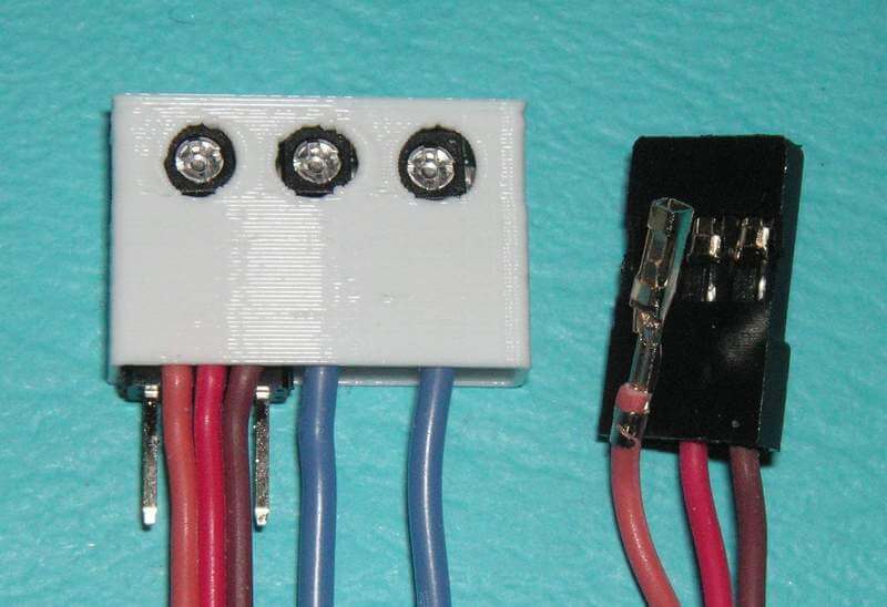 Servo-Steller MultiPoint. Bewegt ein Servo auf 3 jeweils Servo-Steller MultiPoint. Bewegt ein Servo auf 3 jeweils