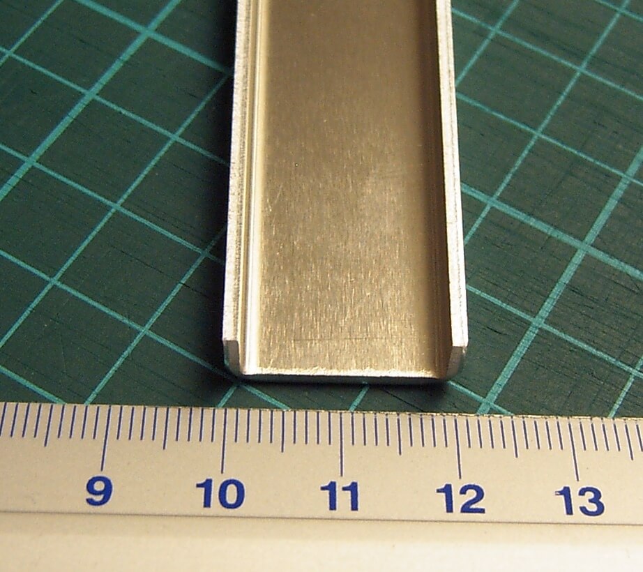 2x Aluminium-U-Profil, 1mtr., 21x7x1,5mm Materialstärke 1, 2x Aluminium-U-Profil, 1mtr., 21x7x1,5mm Materialstärke 1,