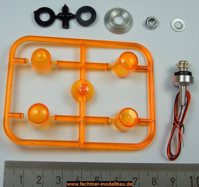 Rundumleuchte, orange, mit integrier-  ter Elektronik u 1 Rundumleuchte, orange, mit integrier-  ter Elektronik u