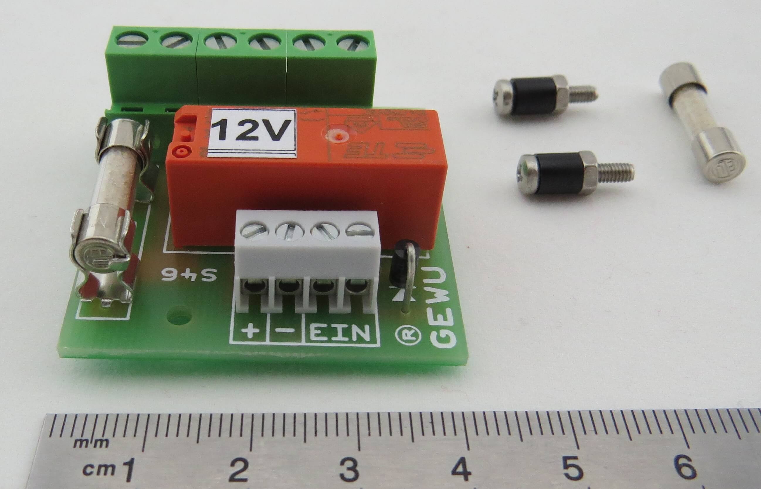 Ein-/Ausschalt-Platine für Modelltrucks. 12V-Version. Mit Ve