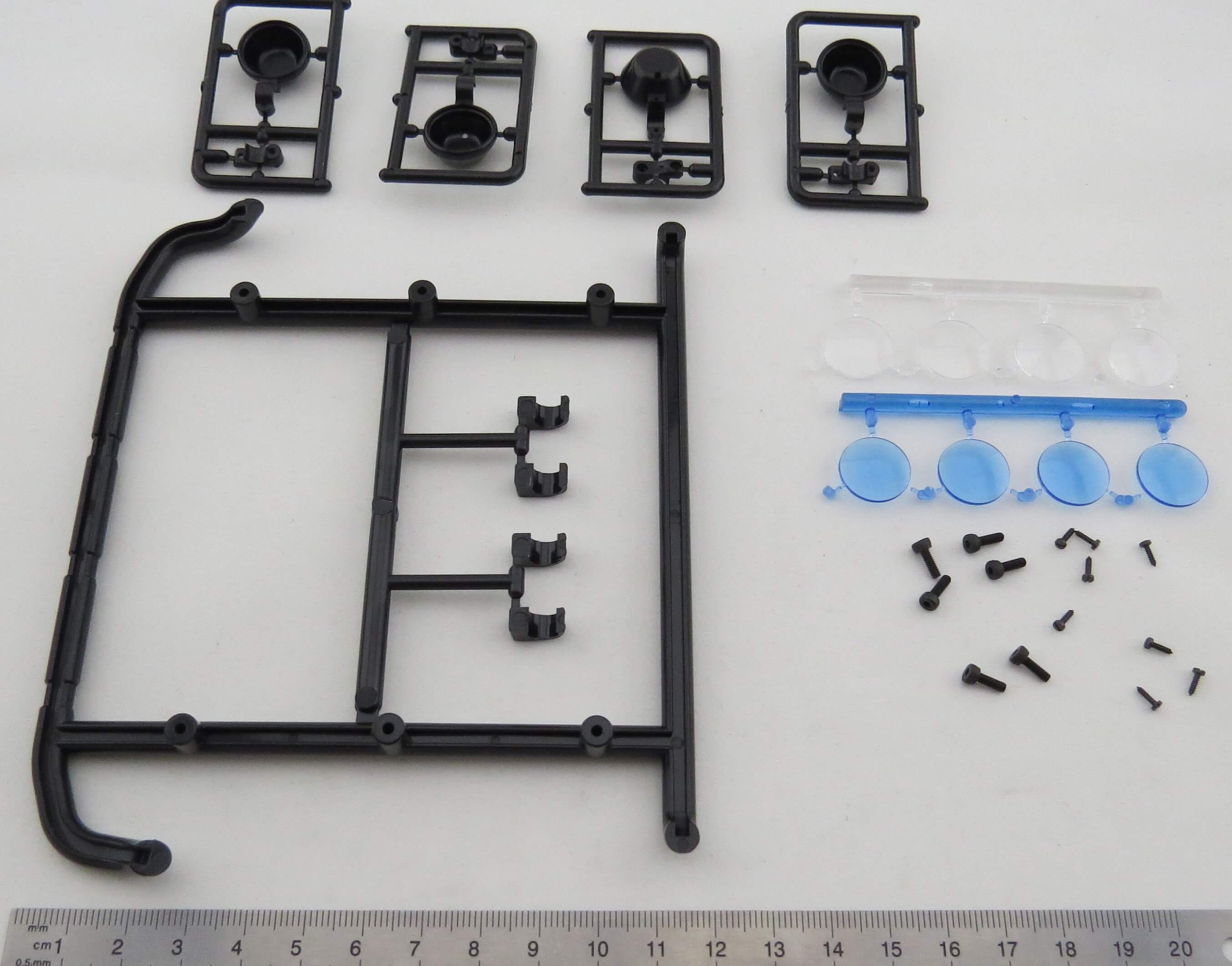 Dachlampenbügel für MB Arocs von Tamiya. Speziell auf das