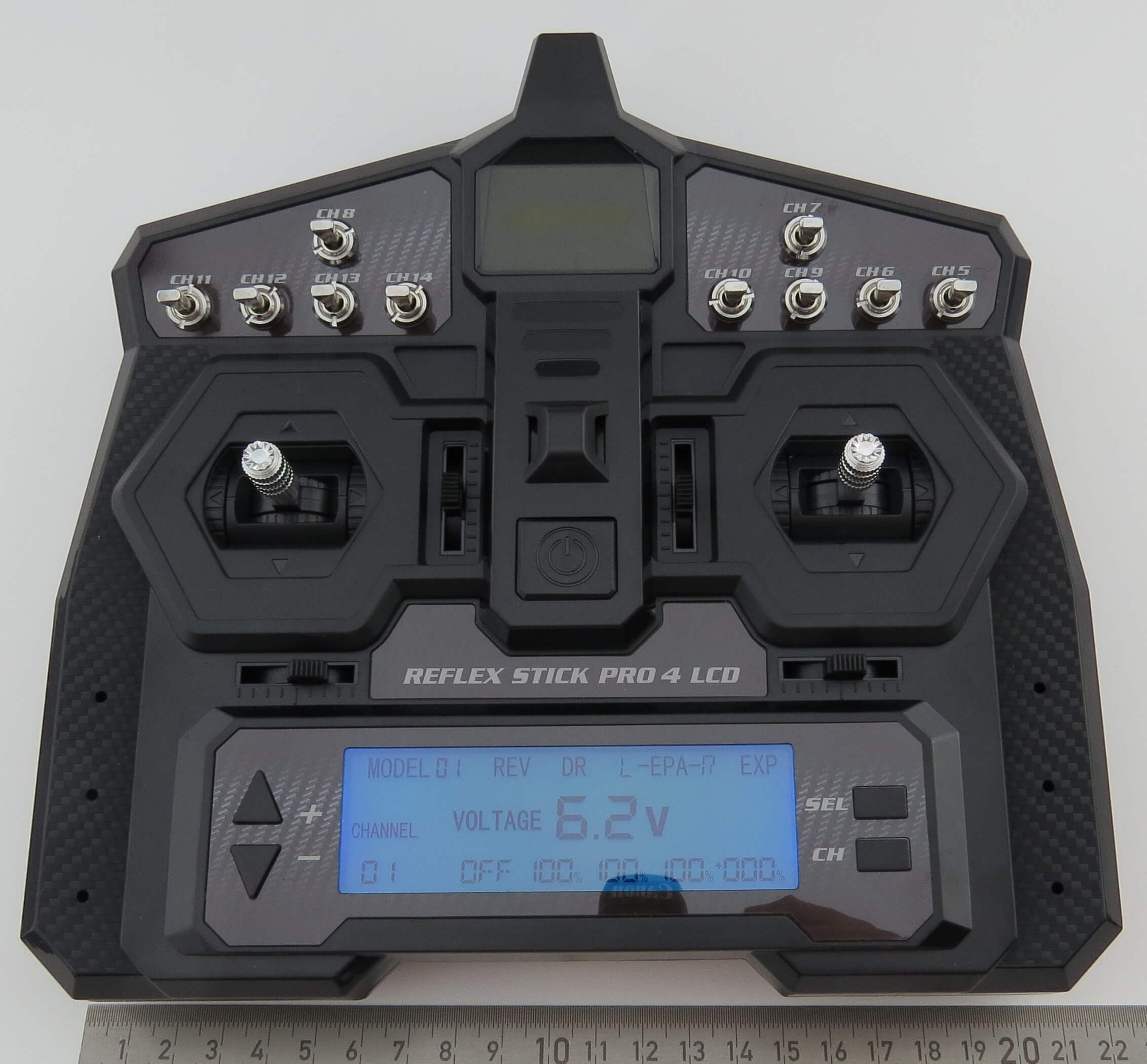 2,4GHz-Fernsteuerung mit 14 Kanälen. Reflex-Stick Pro4 LCD