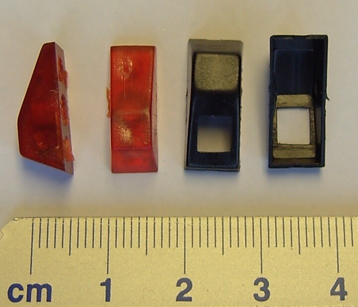 Positionslampe, rot, 1:8, 18x7x7mm. (217964)                