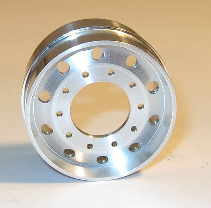 Alu-Vorderachsfelge für Breitreifen mit  Rundloch (250030)