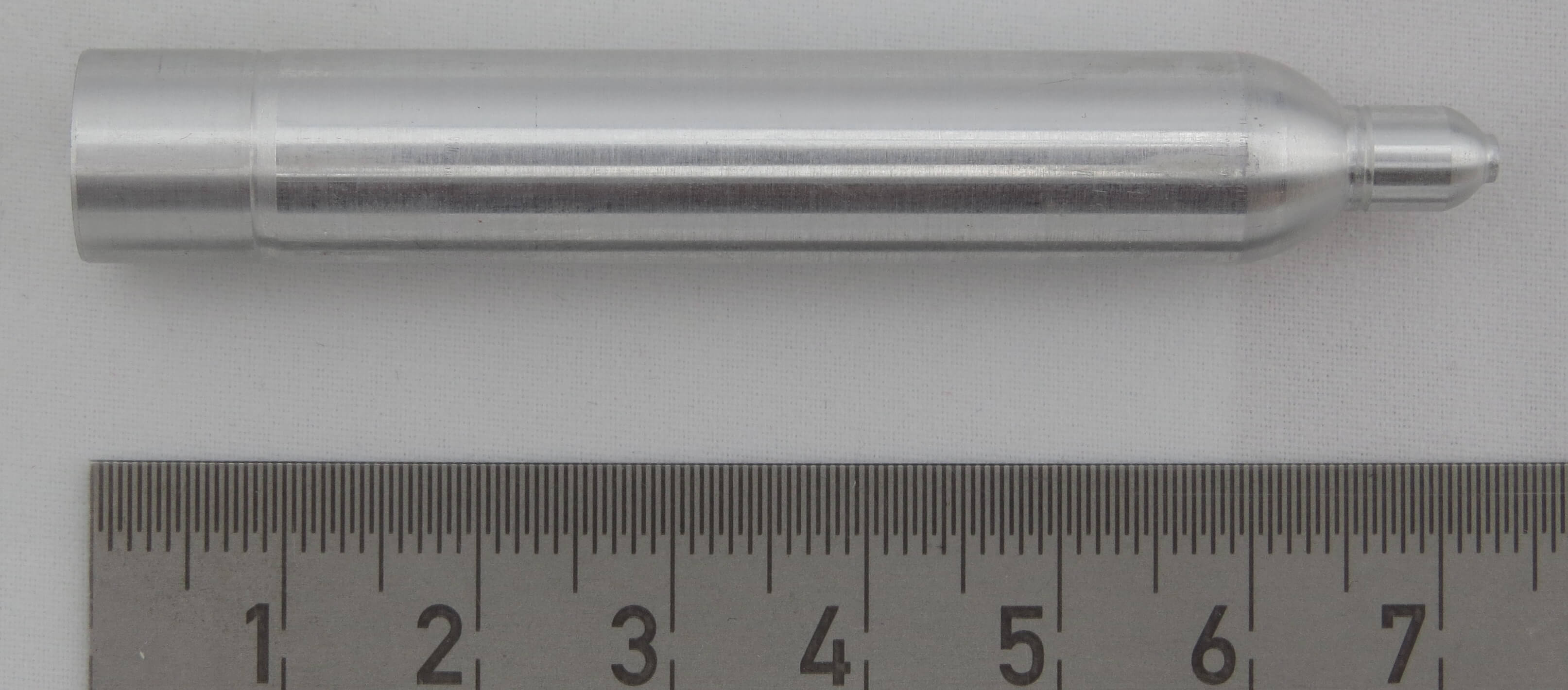 2 Gasflaschen 75x11mm, Alu, gedreht. Vollmaterial