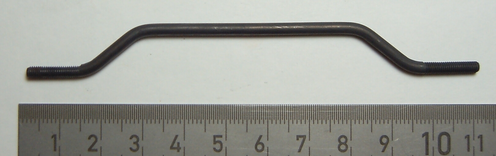 Spurstange, gebogen, Stahl. Verbessert das Lenkverhalten 1 Spurstange, gebogen, Stahl. Verbessert das Lenkverhalten