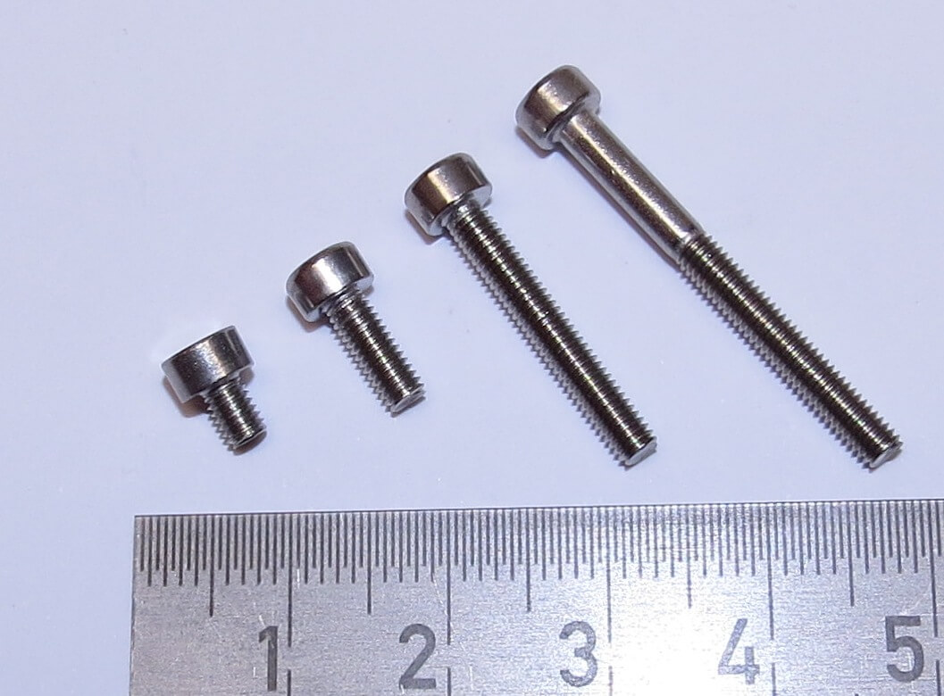 25 Zylinderschr. m.Innensechskant M3x5   DIN 912, Niro      