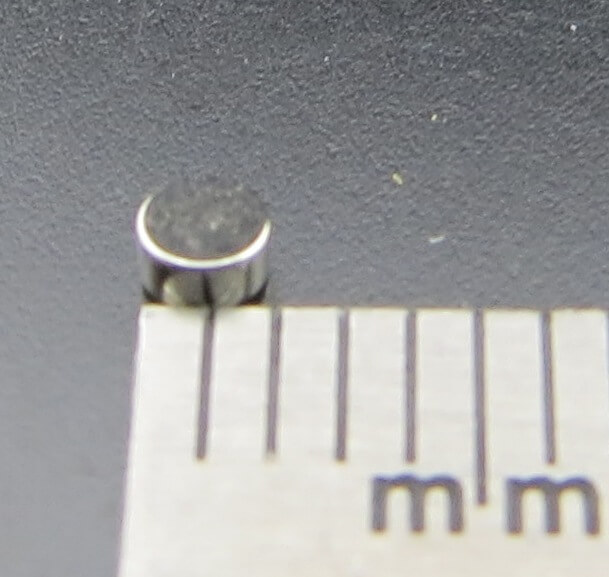 Neodym Magnet, rund, 2mm Durchmesser 2mm dick, N48           Neodym Magnet, rund, 2mm Durchmesser 2mm dick, N48