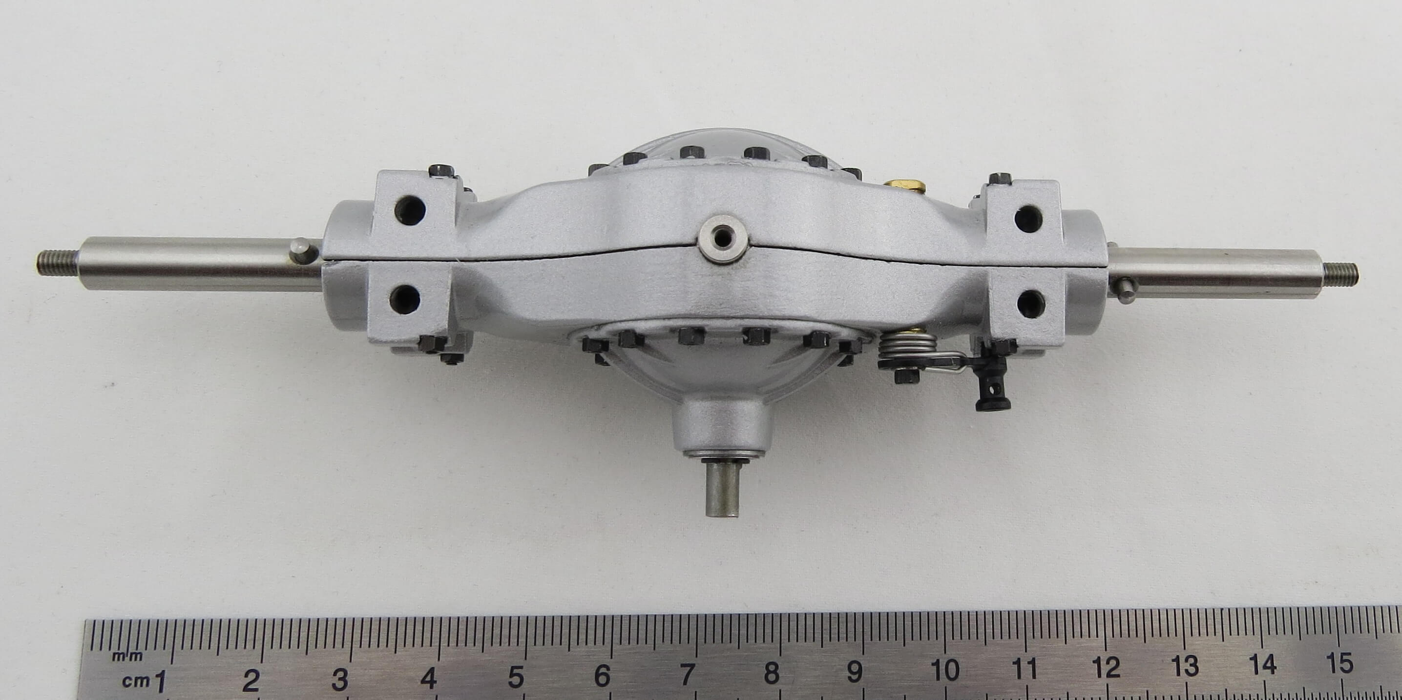 1 Hinterachs-Differential OHNE Durch-    trieb mit zuschaltb