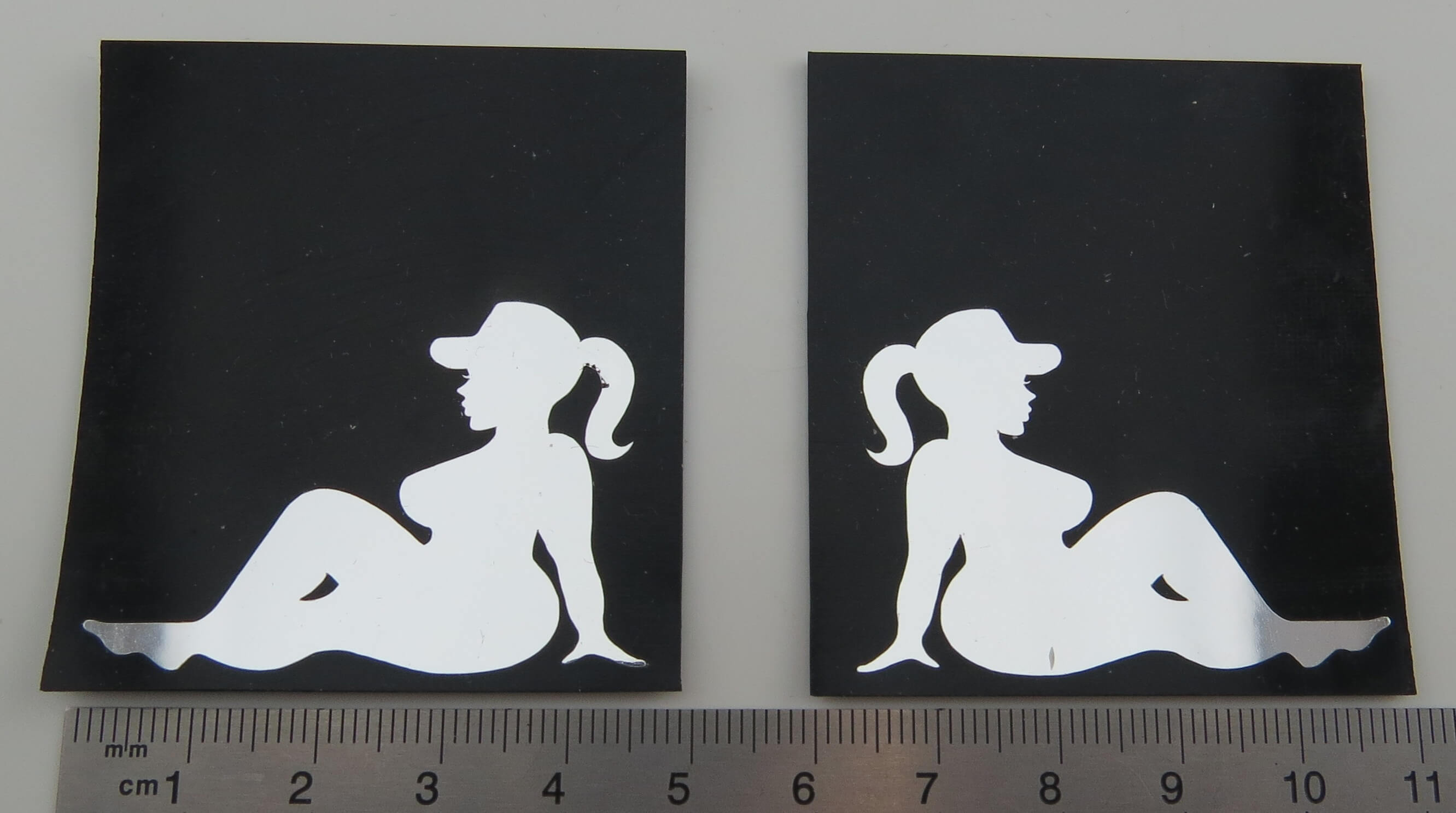 Par smusskluter nr. 115 55x50mm (HxB) med kromfarget