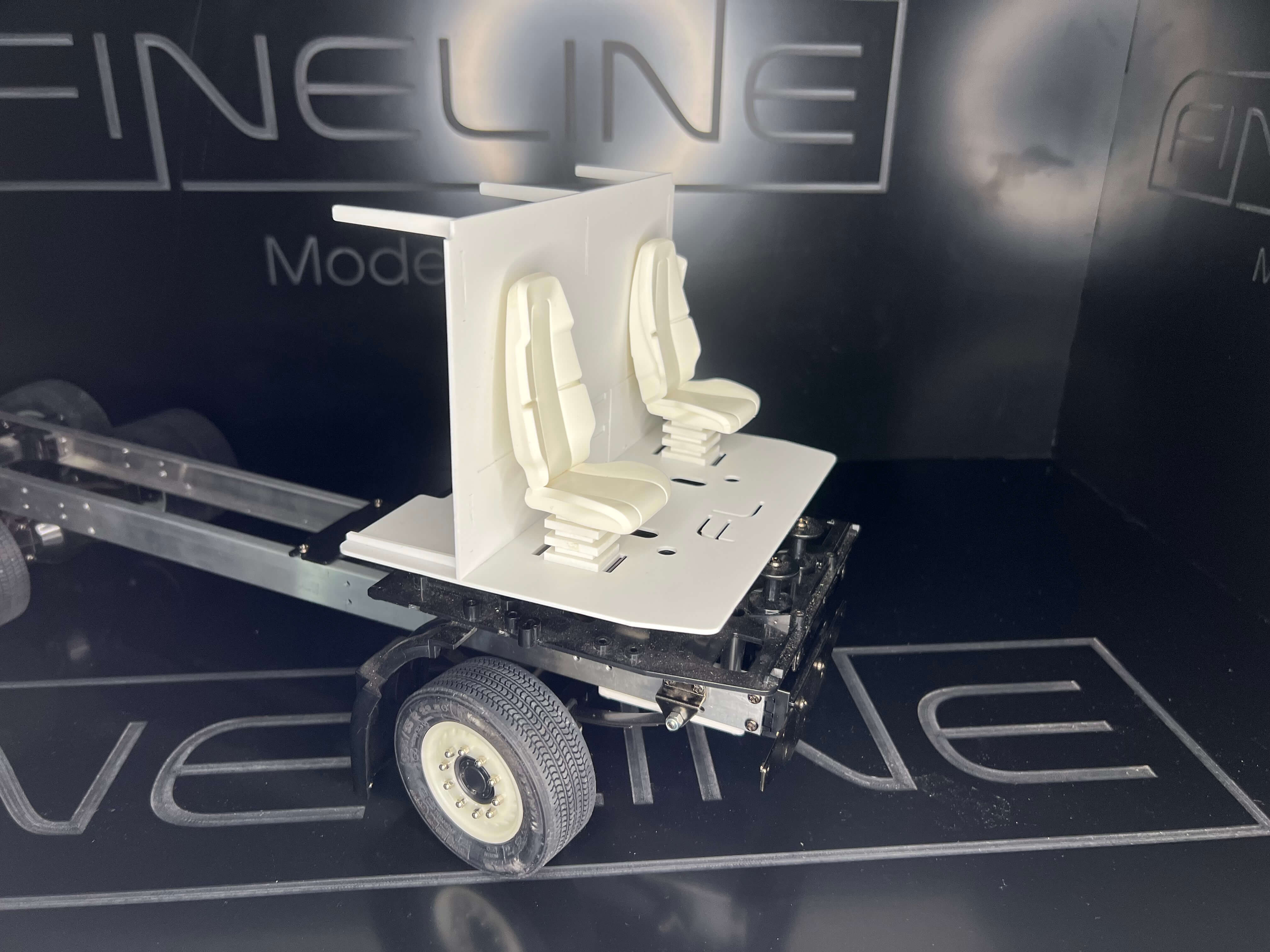 FineLine Fahrerhausboden Volvo FH16 Variante mit Trennwand