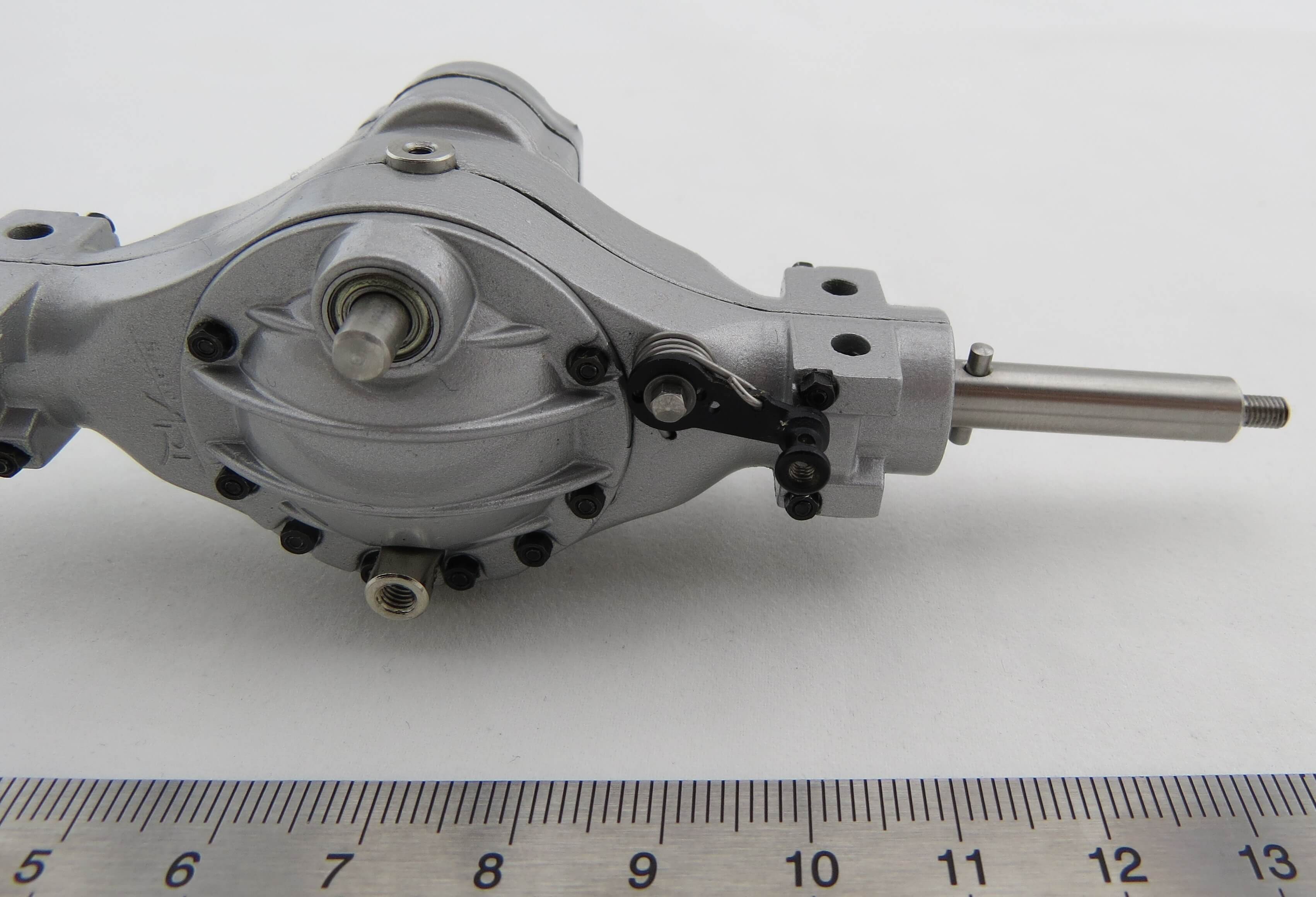 Hinterachs-Differential mit Durchtrieb mit Sperre ScaleArt  