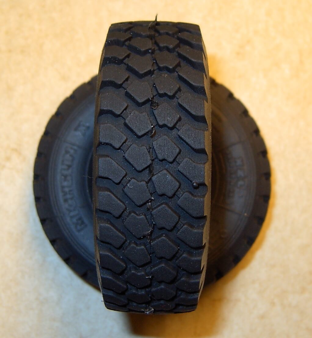 1 Reifen Michelin 395/85R20 XZL voll. Da=73mm Di=35mm, 26m  