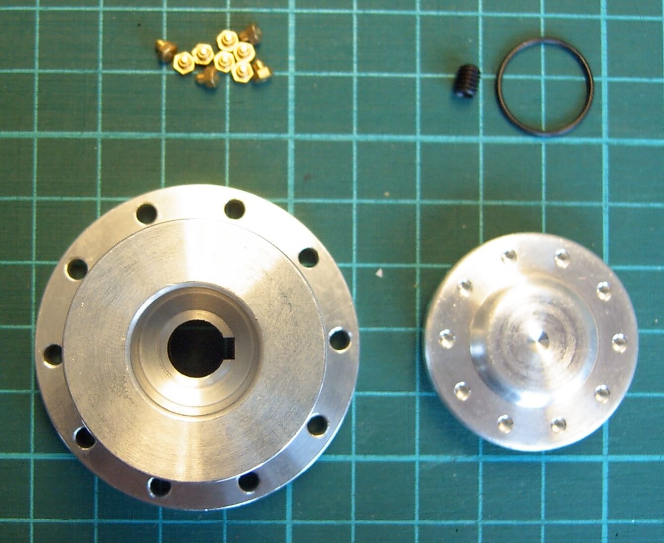 Felgenadapter (1 Stück) hinten für Eurofelgen 1:8 Veroma, Felgenadapter (1 Stück) hinten für Eurofelgen 1:8 Veroma,