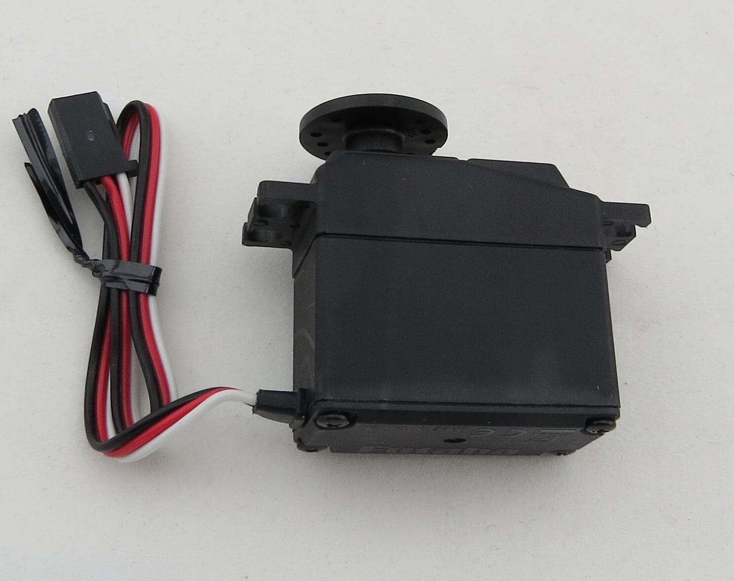 Servo Futaba BLS 452, Metall-Getriebe. Kräftiges Servo